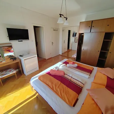 Room's Brica 게스트하우스